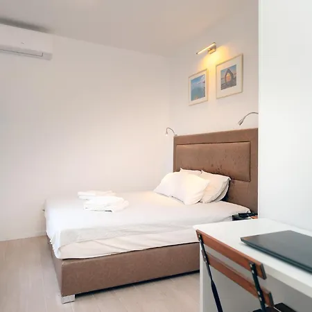 Nicely Decorated House With Roofed Terrace *