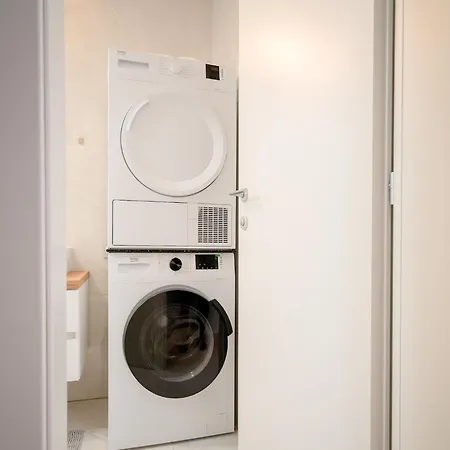 Nicely Decorated House With Roofed Terrace بيت للعطل