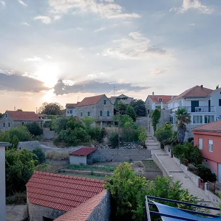 Nicely Decorated House With Roofed Terrace